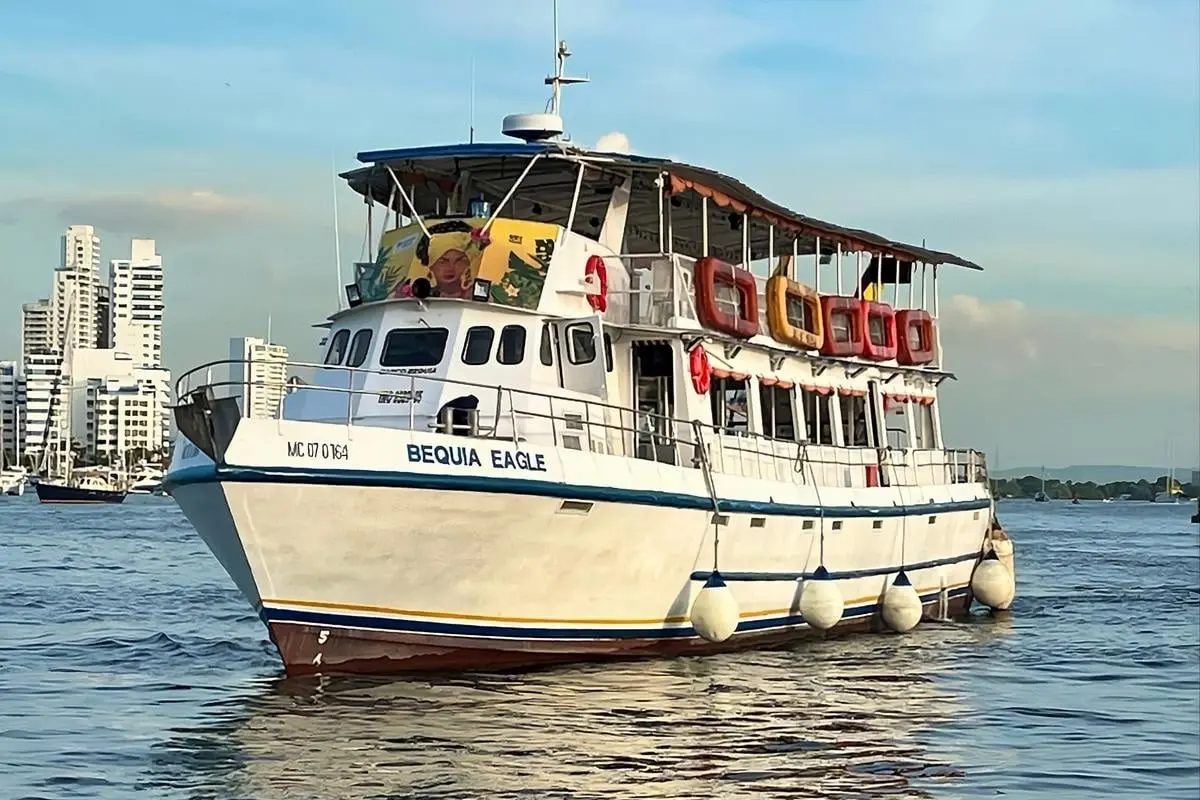 Atardecer Barco Bequia - Image 15