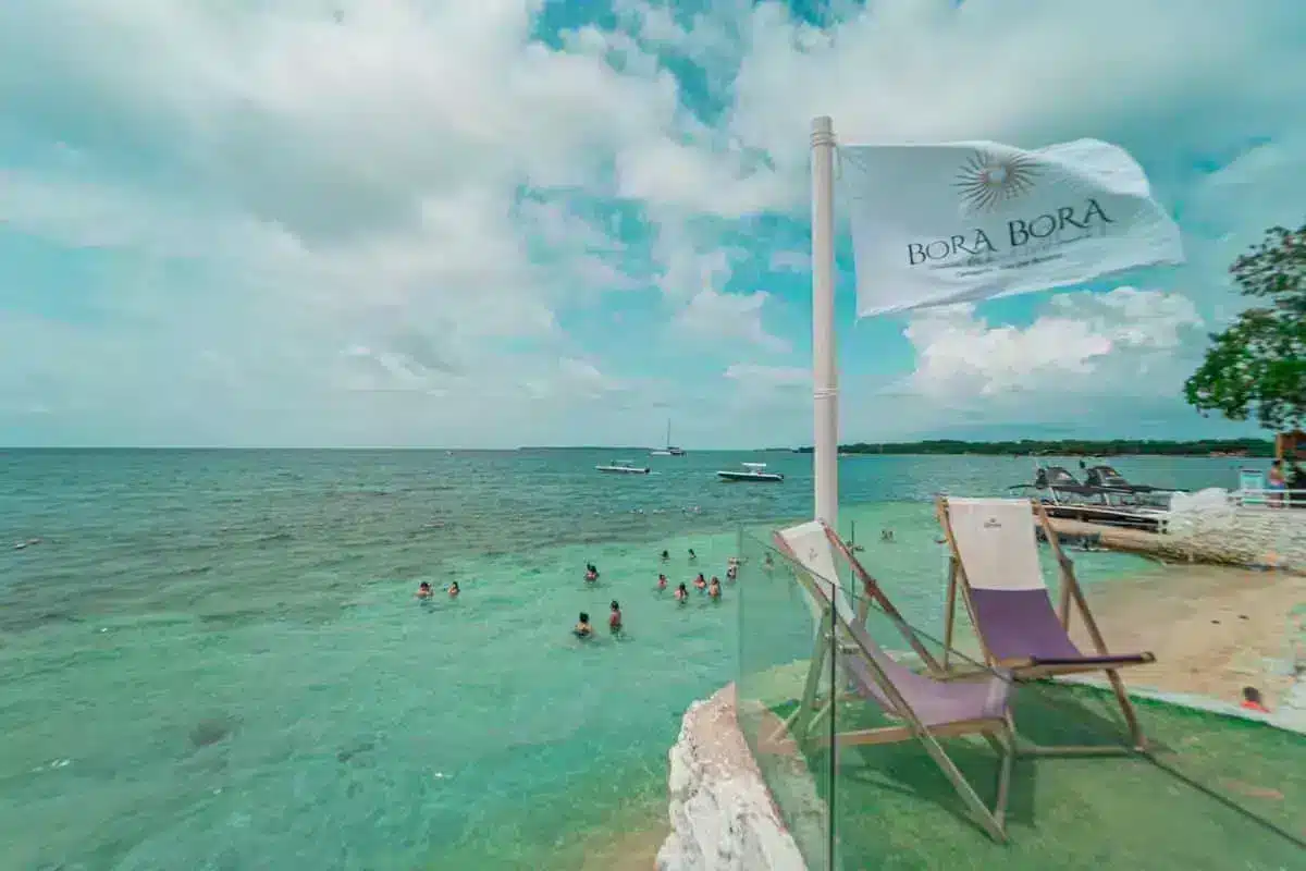 Bora Bora Beach Club - Image 2