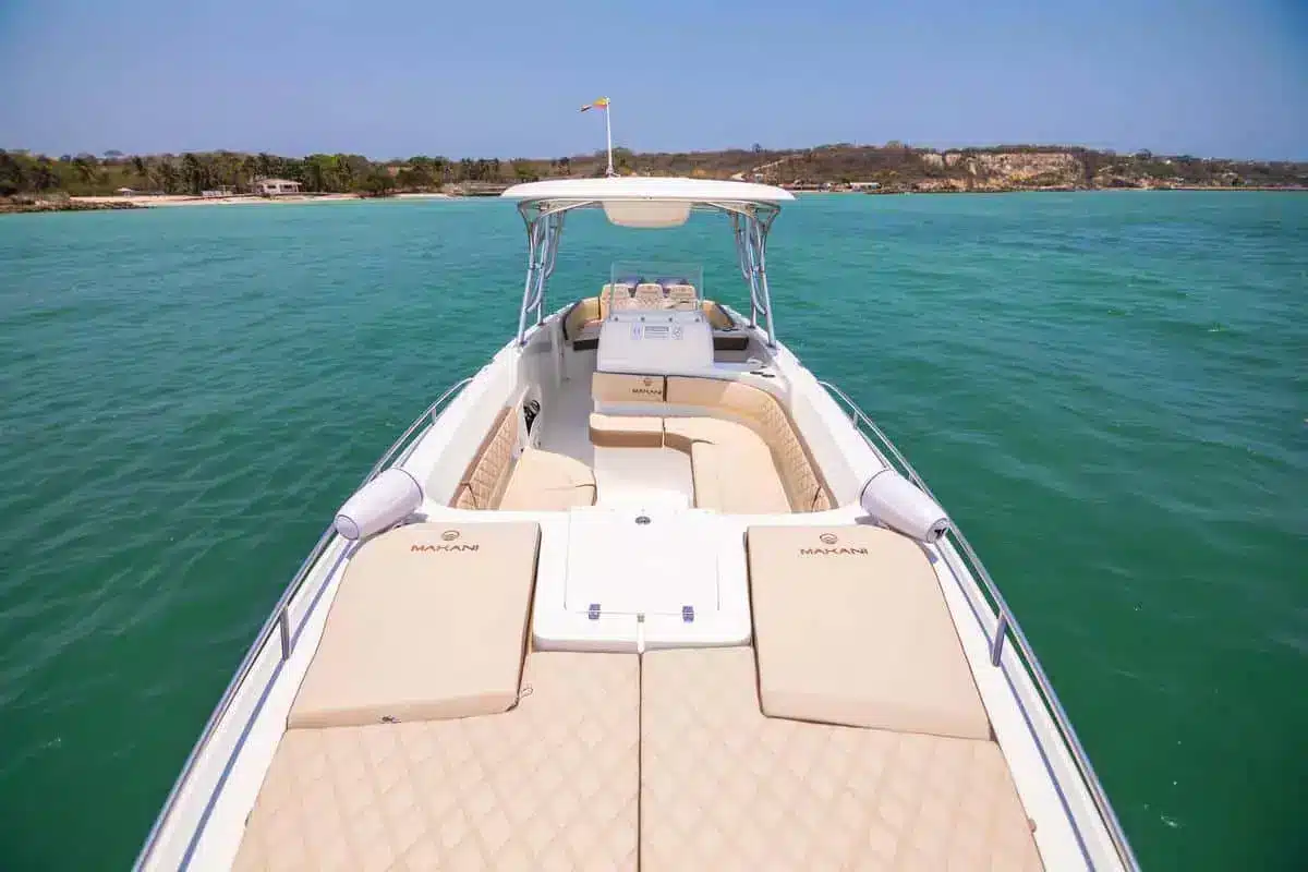 Lancha Makani - Image 4